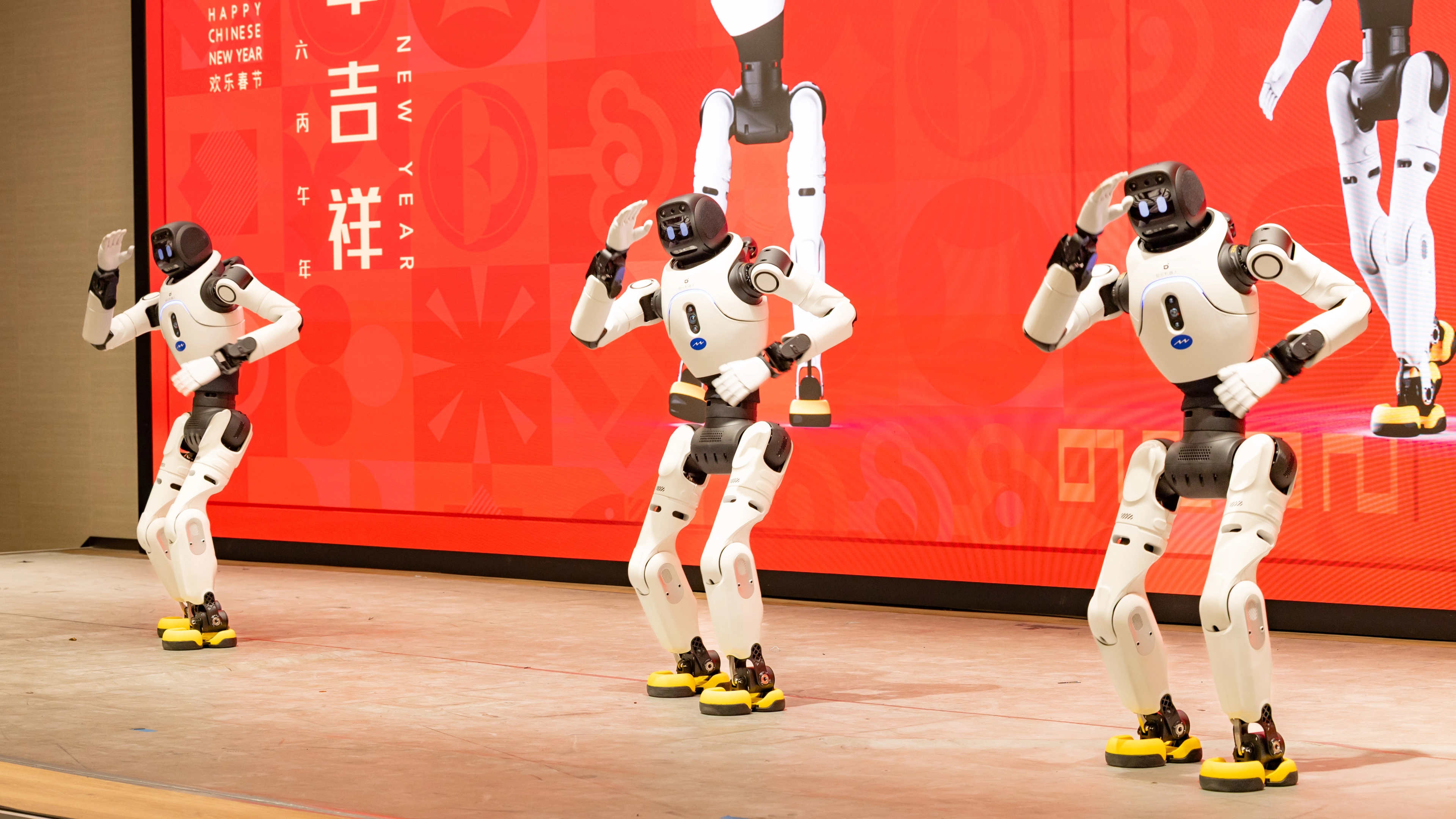 중국 로봇기업들이 국영 펀드와 대형 빅테크(거대 정보기술기업)의 지원에 힘입어 수천억원 단위의 투자 유치에 잇달아 성공했다.