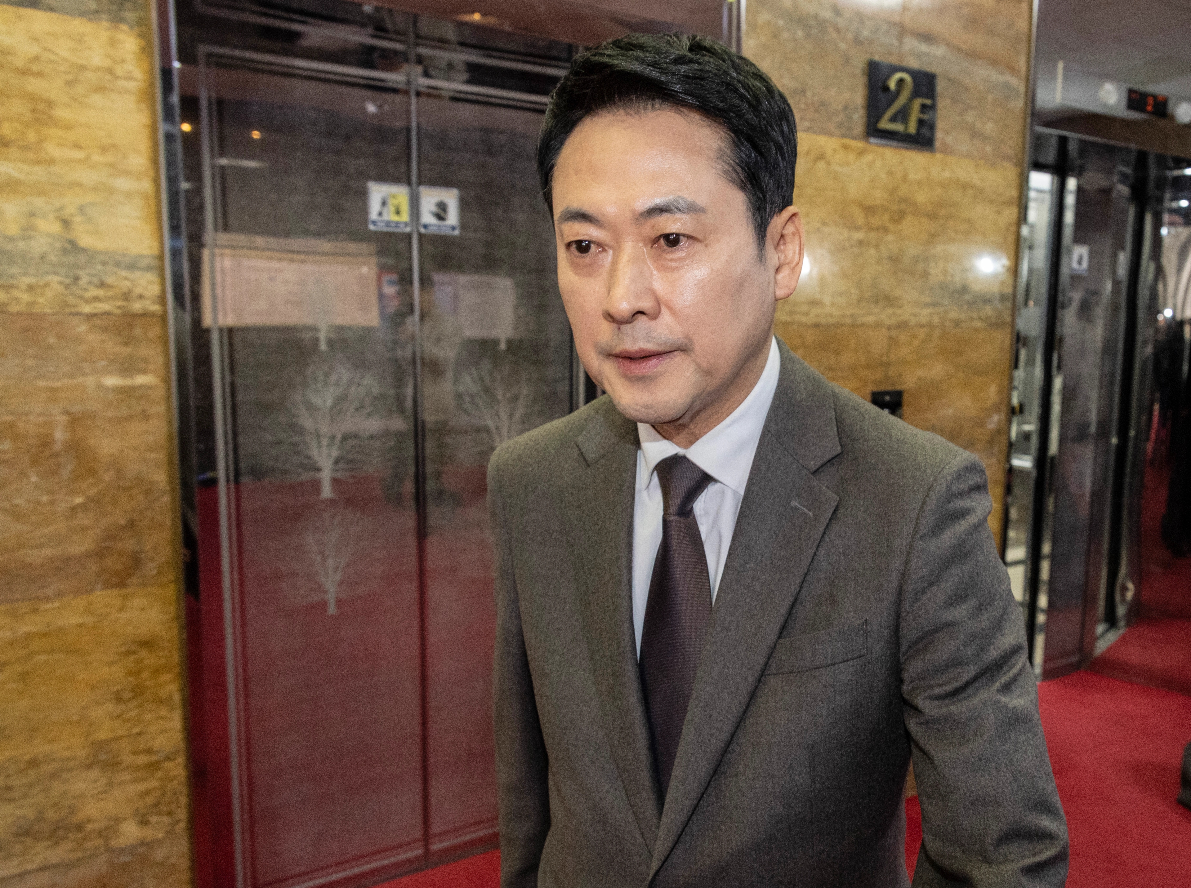 지선 공천 관련 질문에 답한 뒤 국회 떠나는 장동혁 대표